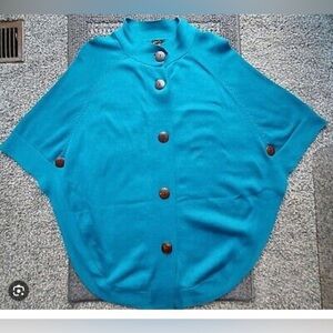 💥Serena Williams Signature Statement Sweater Poncho💥 NWOT